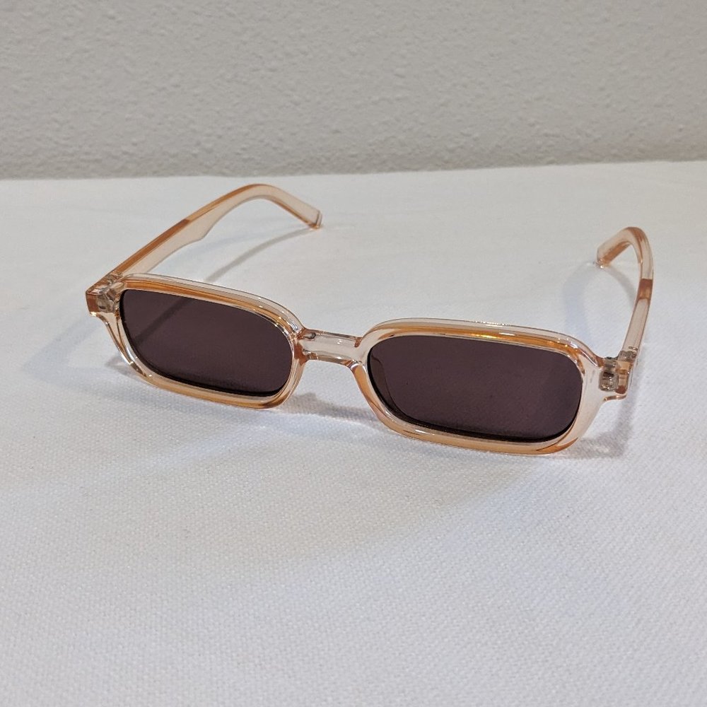 Le Specs PILFERER in PINK QUARTZ